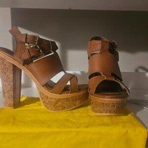 Cynthia Vincent Twelfth St. Brown PETRA Platform Wood Cork Sandals - Size 8